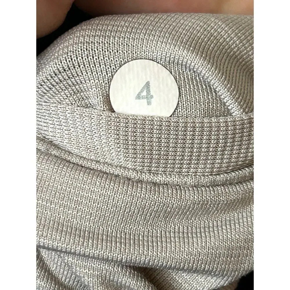 Lululemon Hotty Hot 4